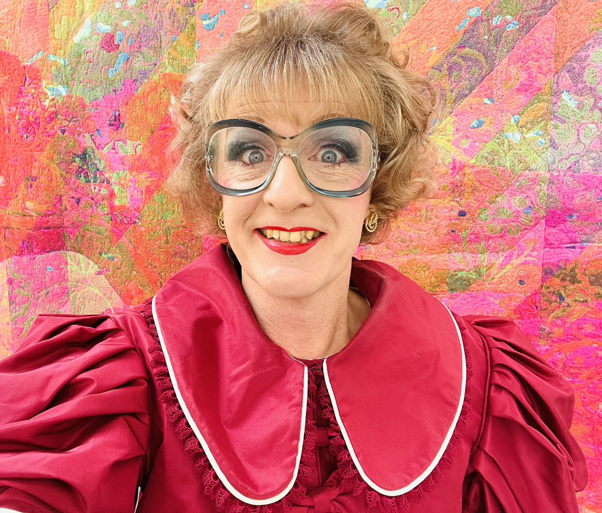 Grayson Perry tweet media