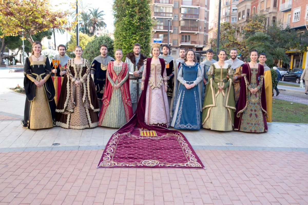 El pasado viernes por la mañana la "Germandat", un año más, participó en los actos organizados con motivo del  Mercado Medieval 2023 con un espectacular desfile.