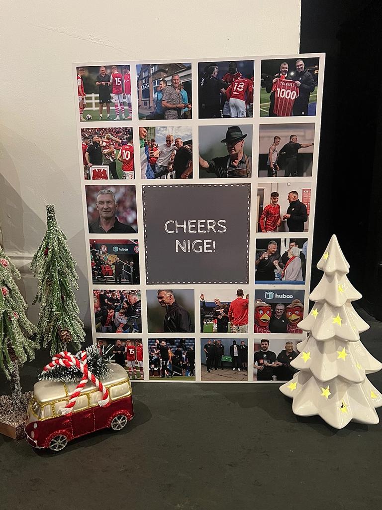 NigelGPearson's tweet photo. Sharing with you all, some special memories of my time at #BristolCity with my leaving card from my colleagues at the training ground. Swapping time on the grass for special family time on the sand. Wishing you all health and happiness for 2024. Cheers, Nige. x https://t.co/jngJRi74ch
