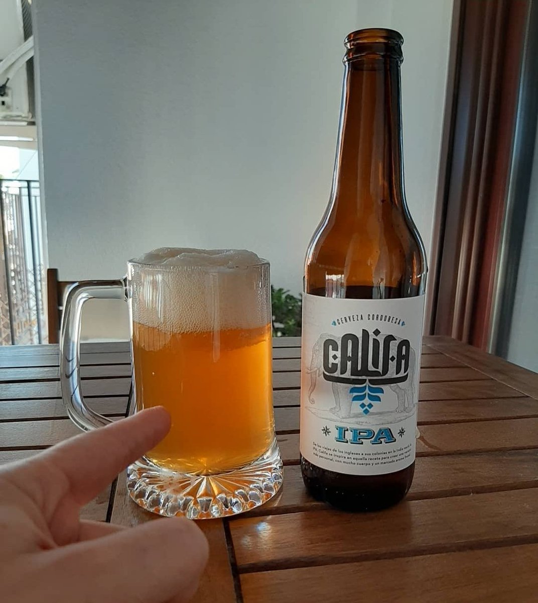 Hoy es juernes 🍺 🍻 a las puertas del finde...🍺 🍻 una Califa Ipa no viene mal 😉.

#CervezasCalifa
#cervezacordobesa
#lanuestra