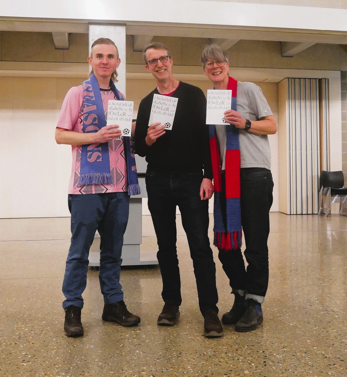 So happy my new collaborative publication with <a href="/julessprake/">Jules Sprake</a>, from <a href="/SampsonLow/">Sampson Low publishers</a>, is now available to buy online! A SEASONS OF SEASONS, tracking the 22/23 football season through Everton and Crystal Palace across poems, collage, illustration. A snip at £4/99 sampsonlow.co/2023/12/12/a-s…