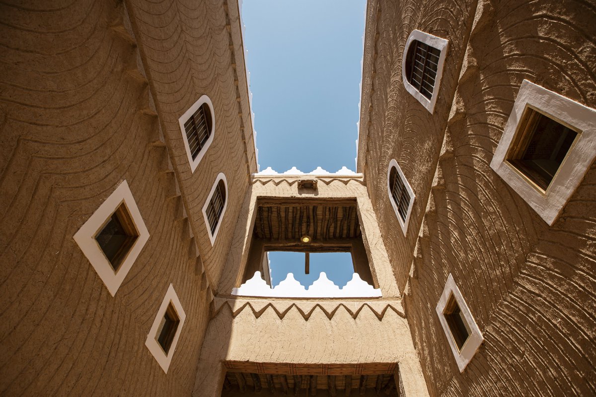 deira_tours's tweet image. Immersed in the grandeur of Murabba Palace - a cultural gem nestled in Riyadh, preserving the essence of Saudi's glorious past. 🕌🏛️ #PalatialSplendor #HeritageTreasures
#visitsaudi