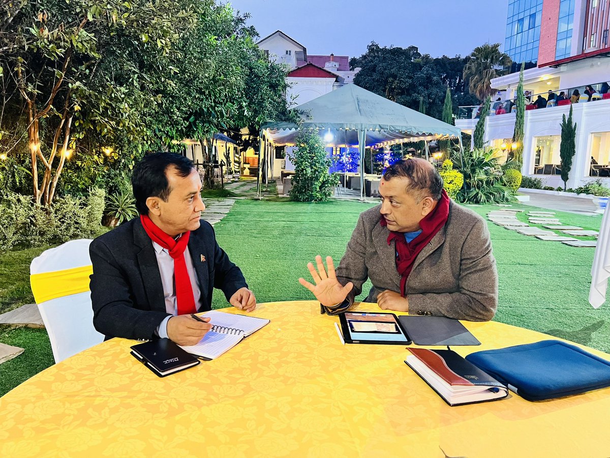 प्रस्तावलाई संयुक्त बनाउने बैठक🙏
नेपाली कांग्रेसको आसन्न महासमिति बैठकमा प्रस्तुत गर्ने महामन्त्री गगन थापाको सांगठनिक प्रस्ताव र महामन्त्री विश्वप्रकाश शर्माको समसामयिक राजनीतिक प्रस्तावलाई संयुक्त बनाई अन्तिम रुप दिन काठमाडौमा बसिरहेको बैठक ।<a href="/thapagk/">Gagan Thapa</a> <a href="/bishwaprakash77/">Bishwa Prakash शर्मा</a>