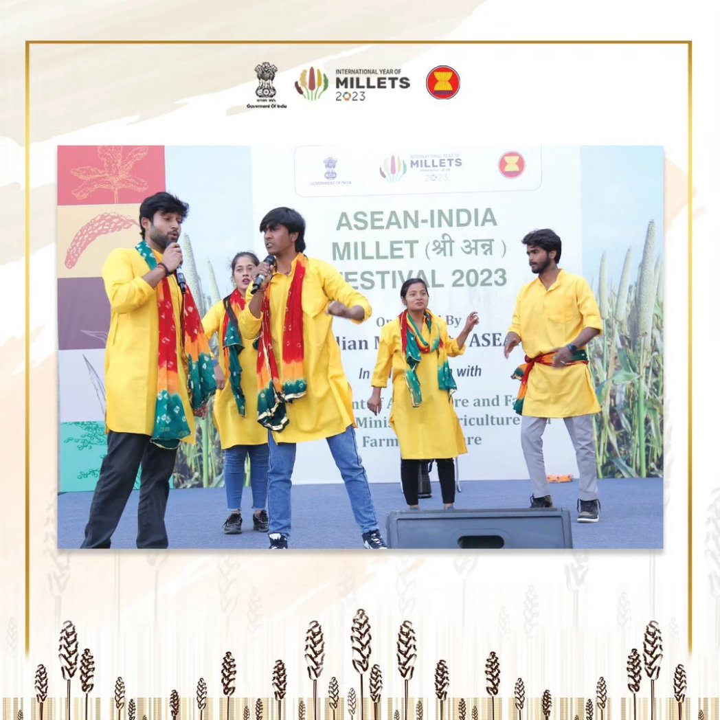 The Millet exhibition held at Ambience-DLF Promenade Mall, a well-known shopping venue in Delhi, presented enthralling cultural performances and a ventriloquist, enlightening both dignitaries and the audience about the advantages of millets. 
#ASEANIndiaMilletFestival #IYM2023