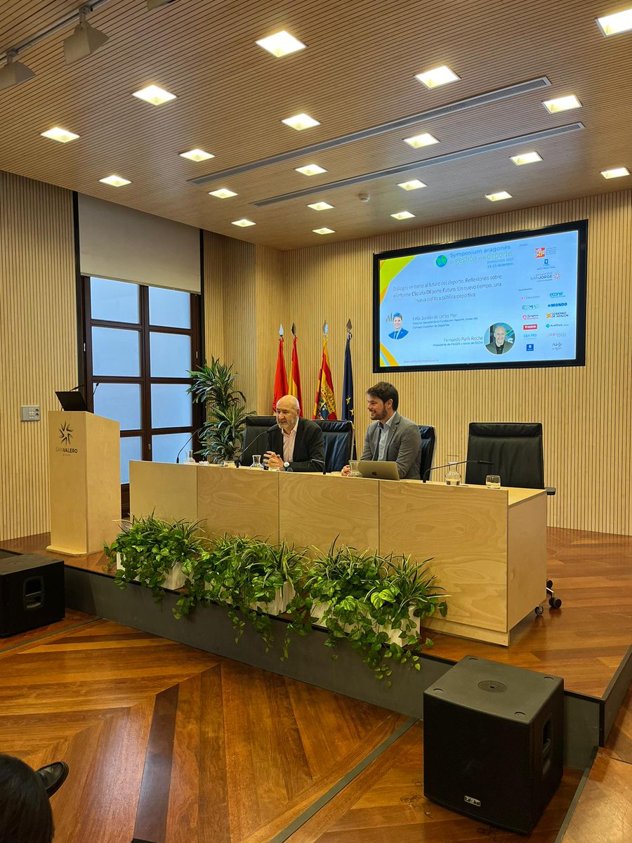 Seguimos con el dialogo con Fernando Paris y Felix Jordan, sobre sus reflexiones de España Deporte Futuro.
<a href="/felixjum/">Félix Jordán de Urríes Mur</a> <a href="/_usj_/">Universidad San Jorge</a> <a href="/ccafdusj/">CCAFD USJ</a>