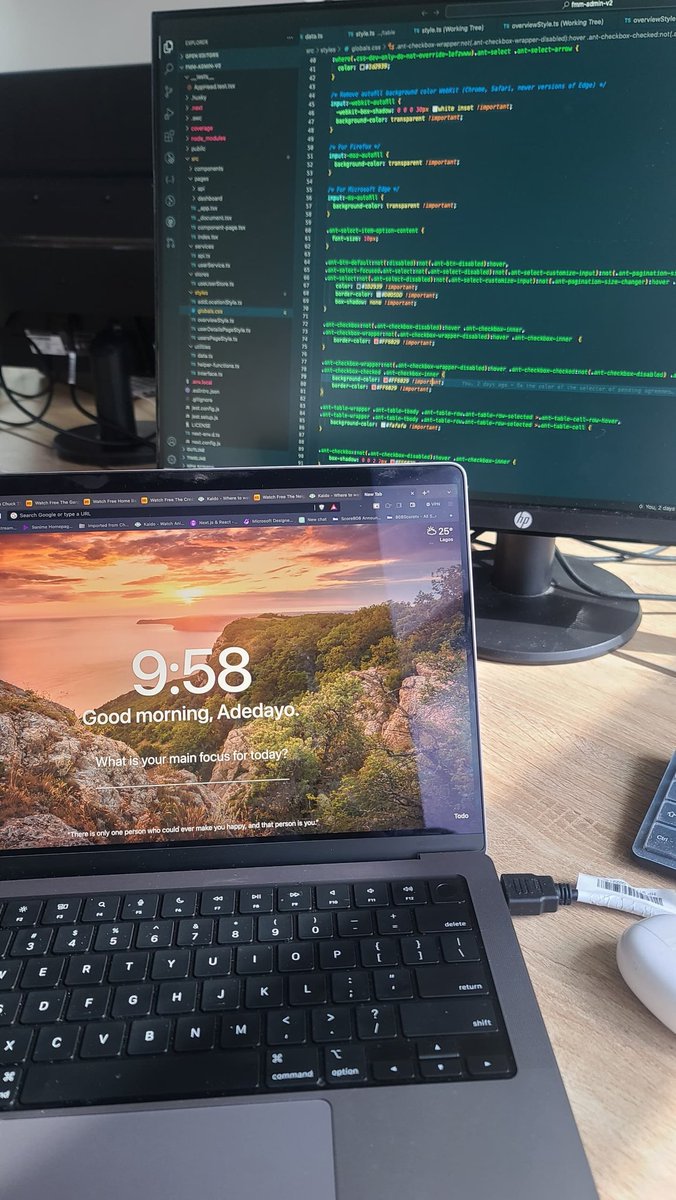 ThisIsOlu_'s tweet photo. I sell tech through @MyDLInstitute
I provide a service through @MyDLInstitute
I have a job @MyDLInstitute
I create value @MyDLInstitute

Do greater things in 2024. https://t.co/TONH9Ux5pI