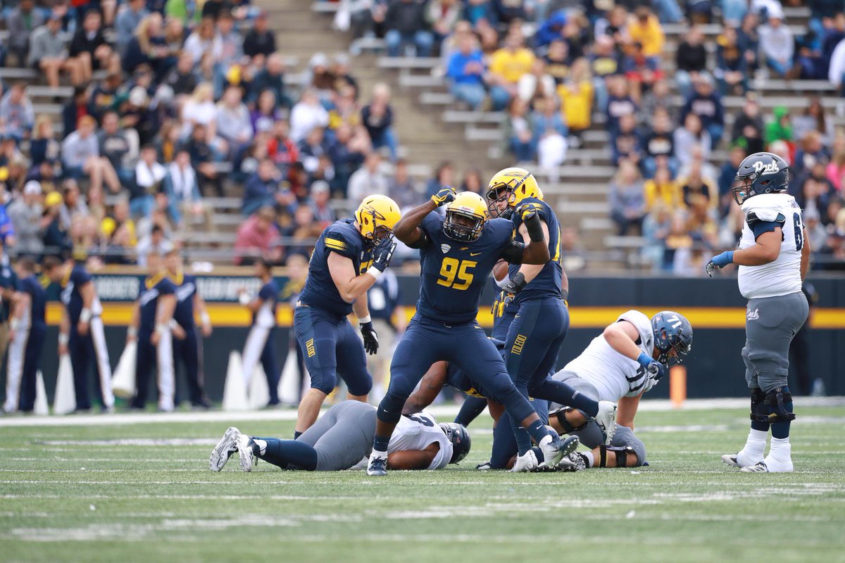 Carson Noonan 3⭐️ DL (@noonan_carson) on Twitter photo After a great conversation with <a href="/coachhallett/">Mike Hallett</a>, Im blessed to have received my 1st division 1 offer from the University of Toledo. After a great conversation with <a href="/coachhallett/">Mike Hallett</a>, Im blessed to have received my 1st division 1 offer from the University of Toledo.