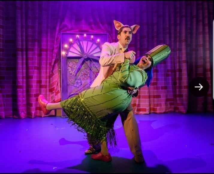 There is SO much to love about Red Riding Hood and the Big Bad Pig <a href="/JW3London/">JW3</a>, <a href="/nickcassenbaum/">nick cassenbaum</a> <a href="/plotnek/">Plotnek Productions</a>.
In no order:
1.  <a href="/DebbieChazen/">DebbieChazenOfficial</a> being a queen dame in inspired costumes by Becky Dee (see this one below with a reference to 20s vaudeville singing group the pickle sisters.