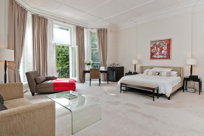 KayeandCarey's tweet photo. 💥ThrowbackThursday💥

SOLD: Old Brompton Road, South Kensington, London, SW5 0AN

Are you on the market and not yet sold? Let us help you get moving....

#Estateagent #Agent #Property #Home #Sold #besthouses #homesearch #househunting #LondonProperty https://t.co/T7Rica6JT4