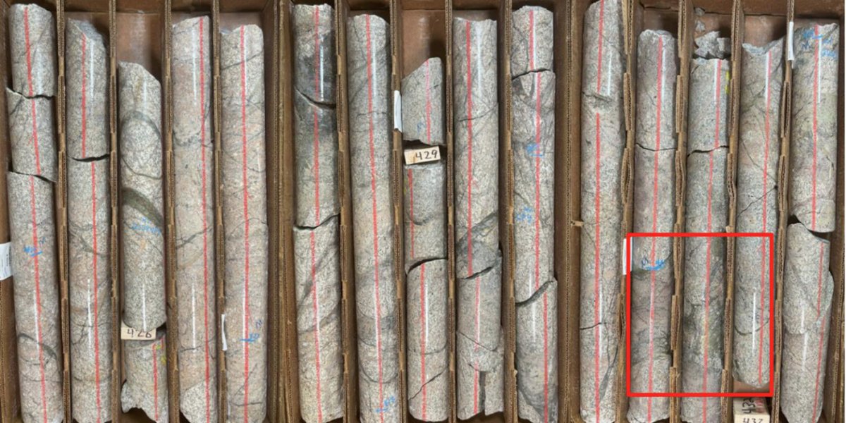 axinocapital's tweet photo. 🔘Metallic, Rohstoff-Explorer, welt-klasse Projekte, Nordamerika🔘
🔵Keno Silver (neben #HeclaMining)
🟠La Plata, #Kupfer-reich, #Newcrest/#Newmont an Bord
❎Artikel▶️https://t.co/FtEWw8aAFi
#Aktie:#FSE:#9MM1;#TSXV:#MMG
@MMGSilver #ETF #SmallCaps https://t.co/eeznRarhfj