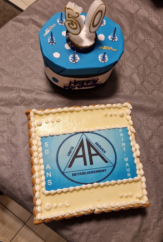 INFOS DES GROUPES - ANNIVERSAIRE DE GROUPE 
Le groupe Alcooliques Anonymes de SAINT-MAUR-DES-FOSSÉS célébrait ce vendredi soir le 50ème anniversaire de sa création!
94100 - SAINT-MAUR-DES-FOSSÉS
24 Rue Paul Déroulède
Réunions chaque MARDI &amp; VENDREDI 20H30 #valdemarne #iledefrance