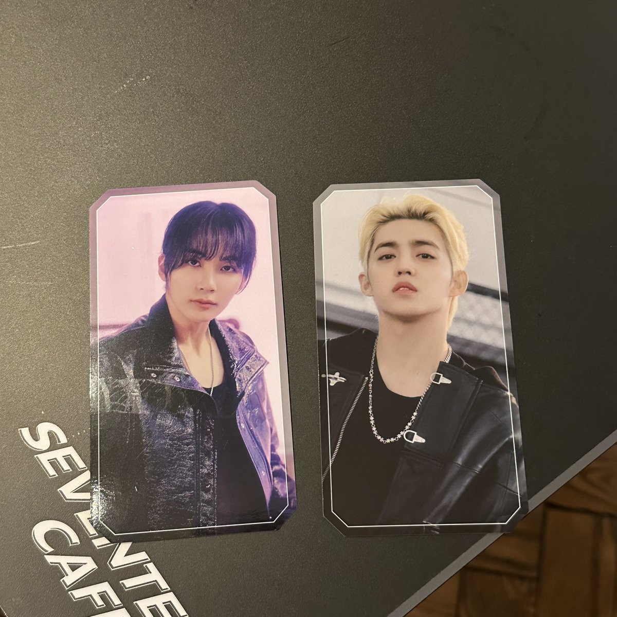 ims_nico's tweet photo. seventeen cafe トレカ　カフェ　入場特典
求　ウォヌ
譲　ジョンハン　エスクプス
#seventeen交換 https://t.co/F5j9sCmvJL