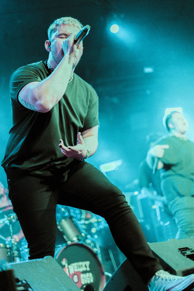 Los Angeles was very kind to us 🤝
Playing <a href="/TheWhiskyAGoGo/">Whisky A Go-Go</a> for the first time was sick. Thank you <a href="/WeAreNerv/">✧ NERV ✧</a>
<a href="/evaunderfire/">Eva Under Fire</a> <a href="/lionsatthegate/">Lions At The Gate</a> <a href="/badwolves/">Bad Wolves</a> for having us 🫶