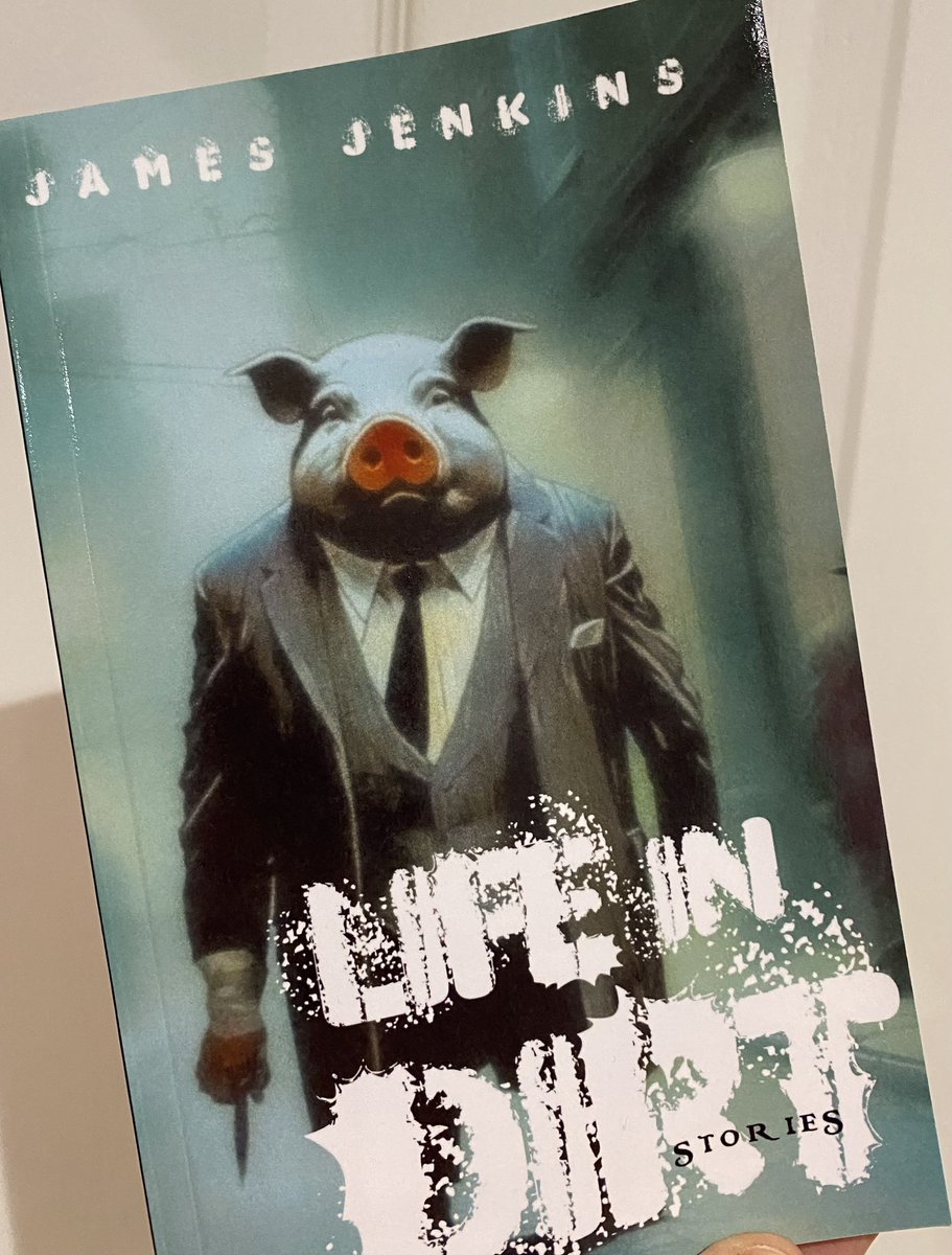 Being spoiled again, this time by the excellent @JamesCJenkins4 Thanks so much mate for this signed copy of Life in Dirt, really looking forward to reading it!