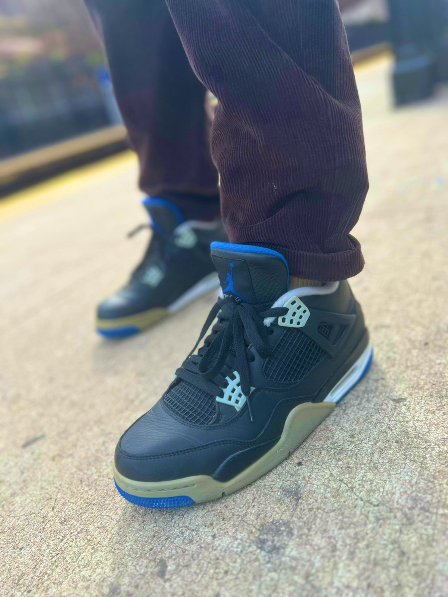 Soooooo I Was Feeling Blue Today #MotorSportAlternaye #Jordan4 #Jordans #Nike #SNKRS #SNKRSLiveHeatingUp #WDYWT #KOTD #HeatCheck #SneakerHeat #SneakerFreaker