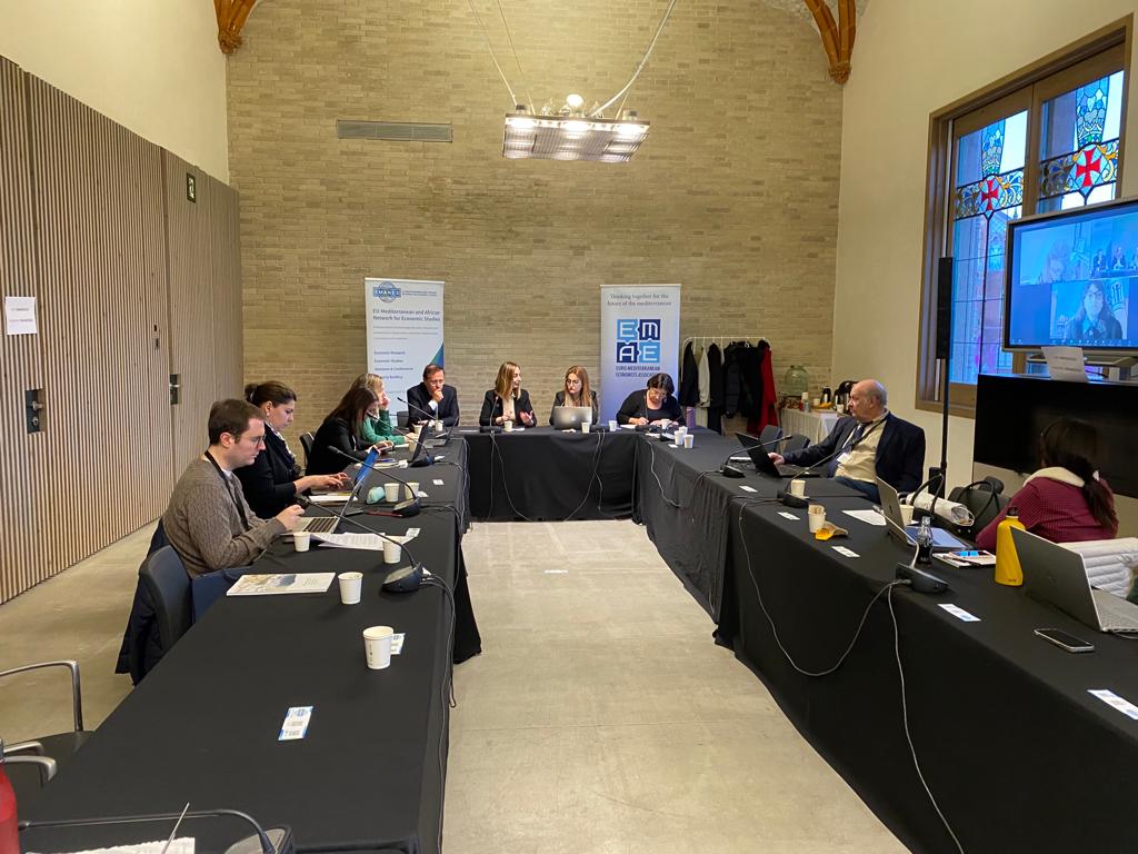 "In the face of climate change, the #EU, #Mediterranean region, and #Africa each confront unique challenges, yet share a common goal: to harmoniously blend #sustainabledevelopment with environmental stewardship" 
Prof <a href="/Rymayadi/">Rym Ayadi</a> at  the #EMANES2023 policy session.