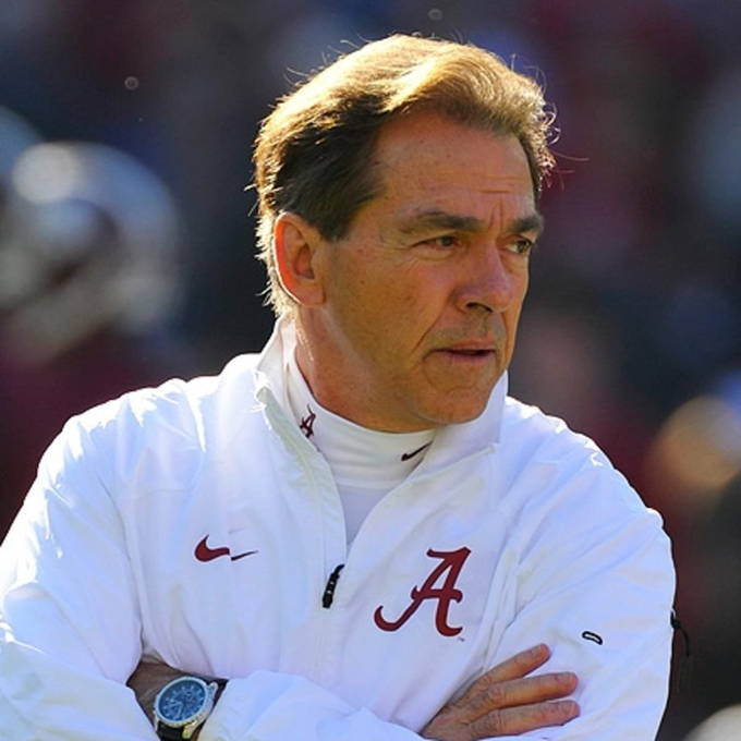 goldmedalmind's tweet image. "When you're climbing a mountain, you look up. You never look back. Complacency is something that everyone who has any kind of success must challenge themselves to overcome."
—Nick Saban #TheLeadersMind 🏆

📚  amazon.com/Leaders-Mind-P…