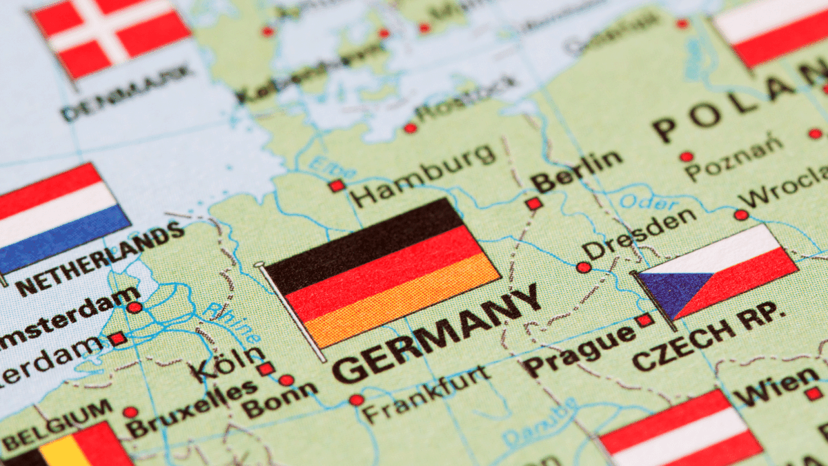 Artıları ve eksileriyle Almanya'da yaşamak nasıl bir şey?

Eğitimli yeni göçmenler için farklı bir kültür.

15 Aralık 2023 Cuma 10:30'da Dr. <a href="/cmkorkmz/">Cem Korkmaz</a> ve <a href="/KorkmazMKorkmaz/">A.Merve Korkmaz</a> ile göçmenlik serimize devam ediyoruz.

acikradyo.com.tr; acikradyo.com.tr/program/223875… podcast. +