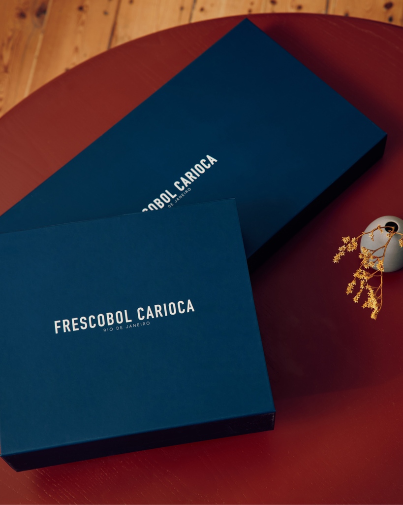 Don't worry, there’s still time to find considered gifts for your loved ones, just look to our gift guide for the ultimate inspiration.

Just order by the below dates to receive before Christmas:
US and ROW: 20 December
UK and EU: 21 December

frescobolcarioca.com