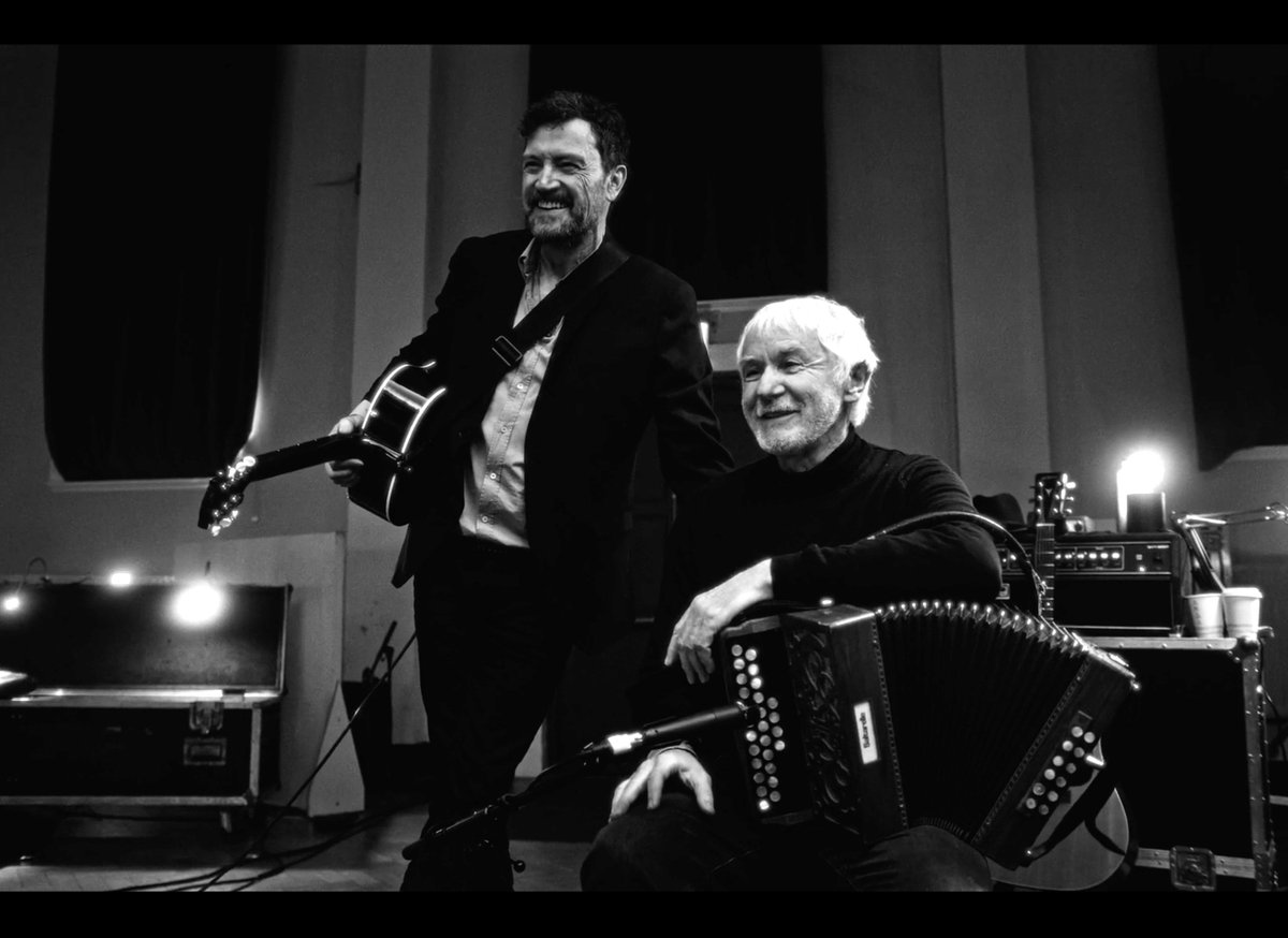 TheStunningBand's tweet image. 'We Come Alive' - TV  premiere this Sunday 17th Dec.
@RTEOne 11.40pm. Set your recorders to Stun!
Also available on the RTE Player. 

Featuring: Mundy; Mairtin O'Connor; Camille O’Sullivan; Faye O'Rourke; Niwel Tsumbu; Zoe Conway; Shobsy. Please share.