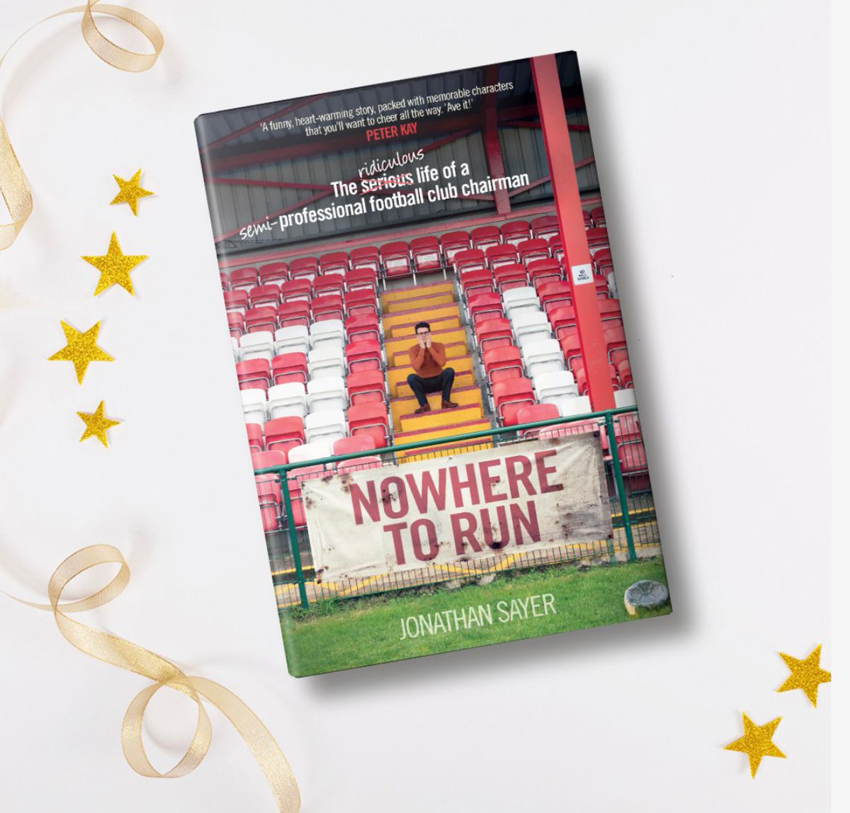 𝙎𝙏𝙄𝙇𝙇 𝙎𝙏𝙐𝘾𝙆 𝙁𝙊𝙍 𝘾𝙃𝙍𝙄𝙎𝙏𝙈𝘼𝙎 𝙂𝙄𝙁𝙏𝙎 Co-chair @JonathanSayer1's book all about #nonleague, Nowhere to Run is a perfect stocking filler for the football fan in your life Order your copy now! 📖 tinyurl.com/jsnwtr #aufc #robinsrevolution