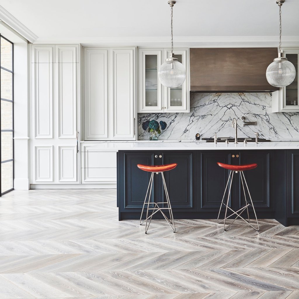 Such a pleasure to see our hoods in kitchens like this 🤩 this project is by the talented team @blakesldn and features a bespoke Westin wall hood nestled into the cabinetry 👌🏼