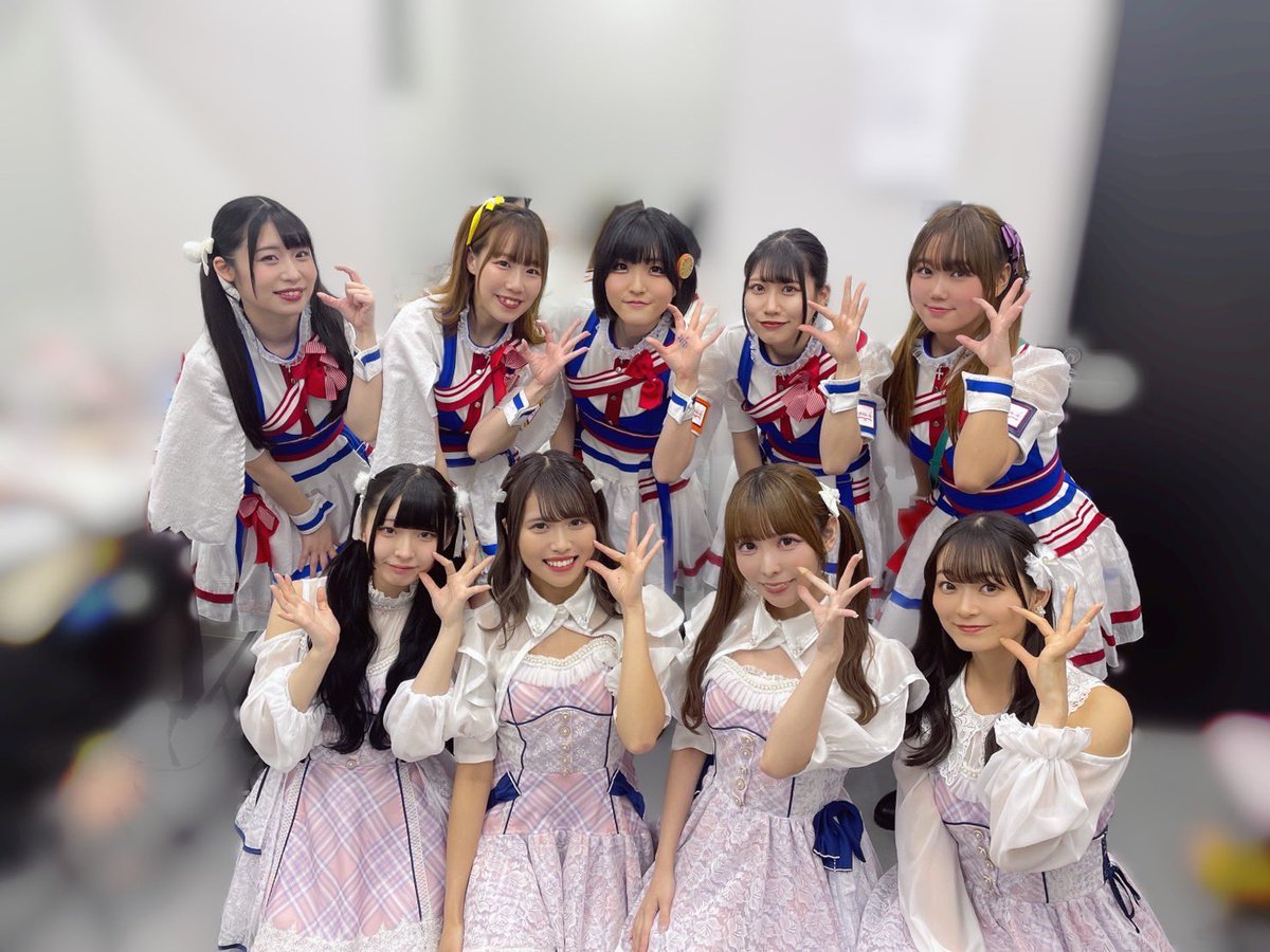 tsukinukeniyomi tweet picture