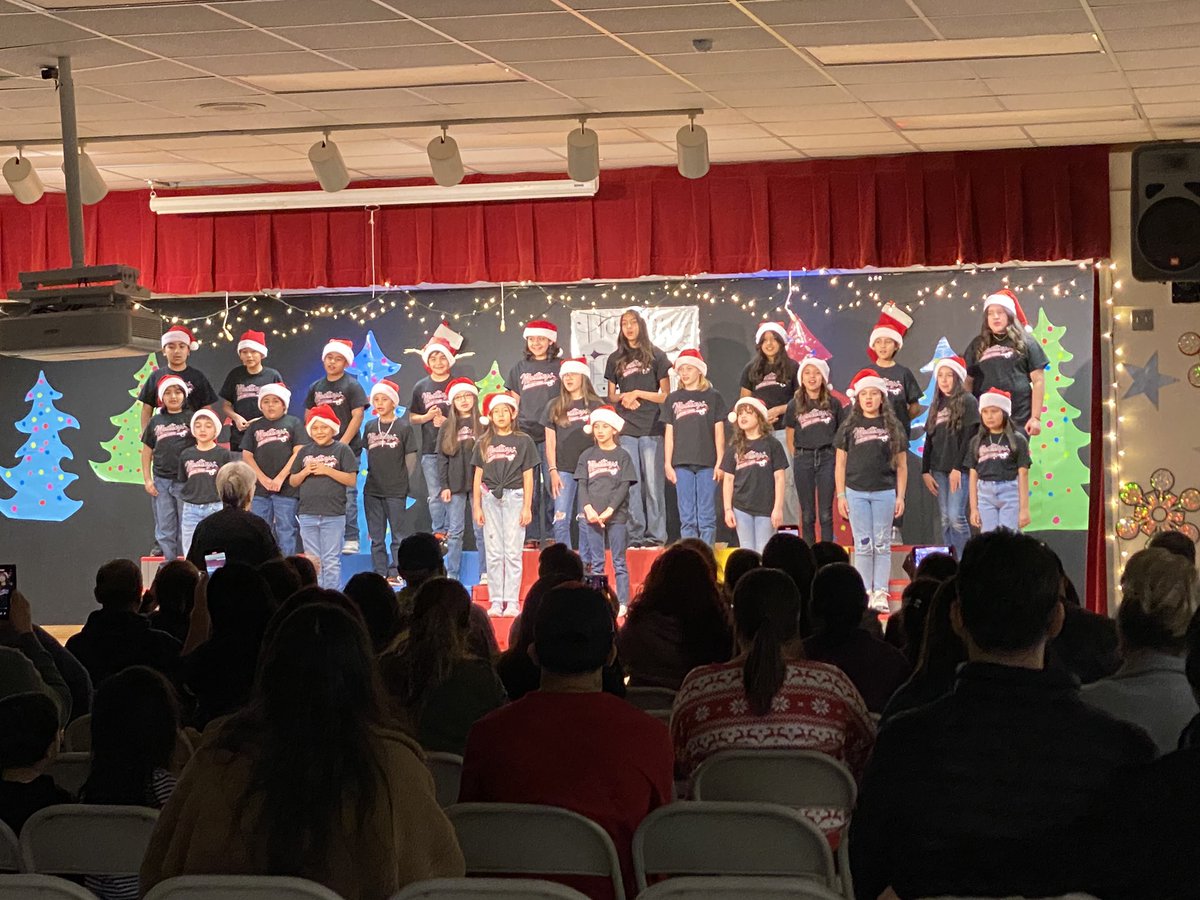 Mrs.Linscomb FBE AP (@artlinscomb) on Twitter photo Music Crew did an amazing job Tuesday night! They have been working hard all year and it shows. Friends and family joined in the fun on a couple of songs. #fbebestschoolever <a href="/FBEMustangs/">Farmers Branch Elementary School</a> <a href="/rlangston731/">Rachel Langston</a> Music Crew did an amazing job Tuesday night! They have been working hard all year and it shows. Friends and family joined in the fun on a couple of songs. #fbebestschoolever <a href="/FBEMustangs/">Farmers Branch Elementary School</a> <a href="/rlangston731/">Rachel Langston</a>