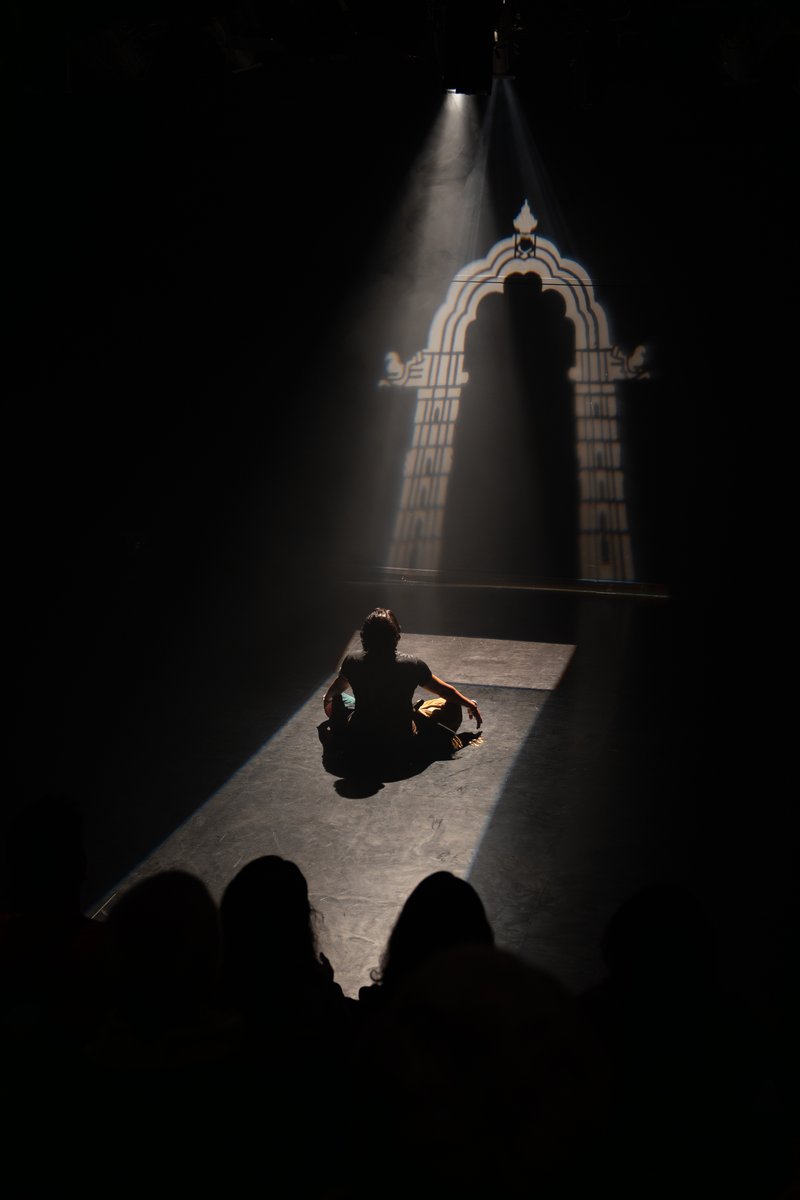 milapfest's tweet photo. #12DaysofMilap - Day 3
“It has been a delightful journey bringing Parama Padam to the UK”
Looking back on a wonderful #bharatanatyam performance by Mohanapriyan Thavarajah at Liverpool's @unitytheatre
#12DaysofIndika #IndianArts https://t.co/ZKaBNGb2xF