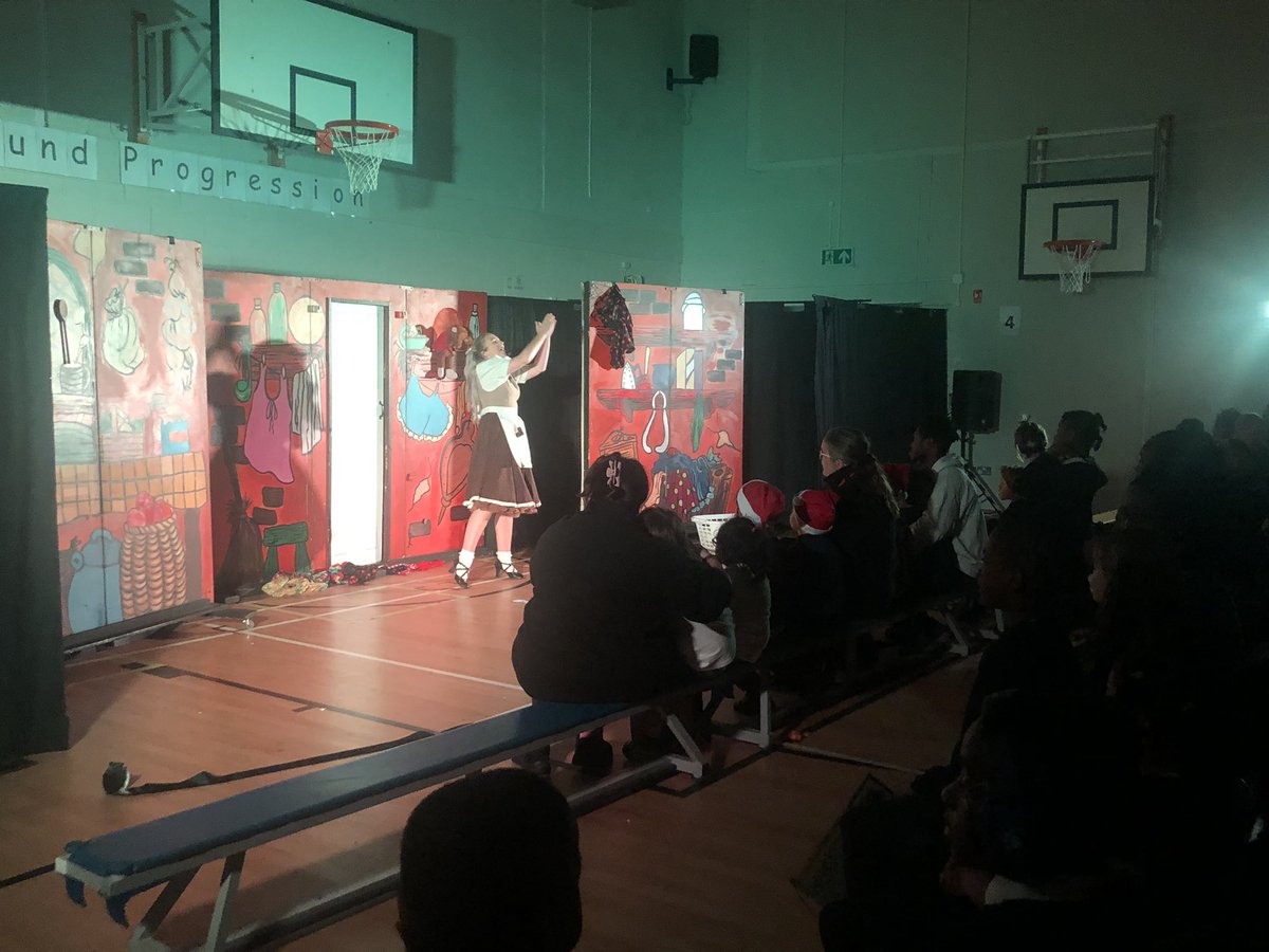 Today we had our yearly pantomime with M&M productions who have presented “Cinderella”. “Oh no they didn’t”… “oh yes they did”
#pantofun #Christmas #music #actors
