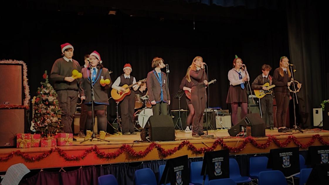 MUSSELBURGH Grammar School will celebrate the festive season this evening (Thursday) with its annual Christmas concert. dlvr.it/T07Xpp 👇 Full story