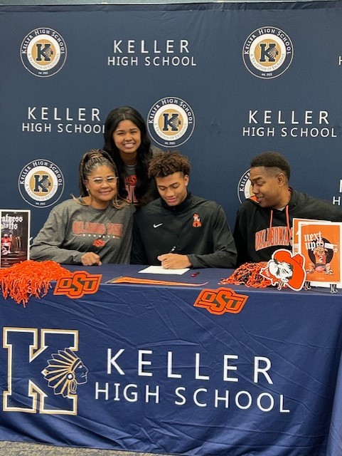 Congratulations to Tre' Griffiths for signing with Oklahoma State University. @KISDAthletics @MrsSimmonsKHS @KHSParentFball @KHSBooster