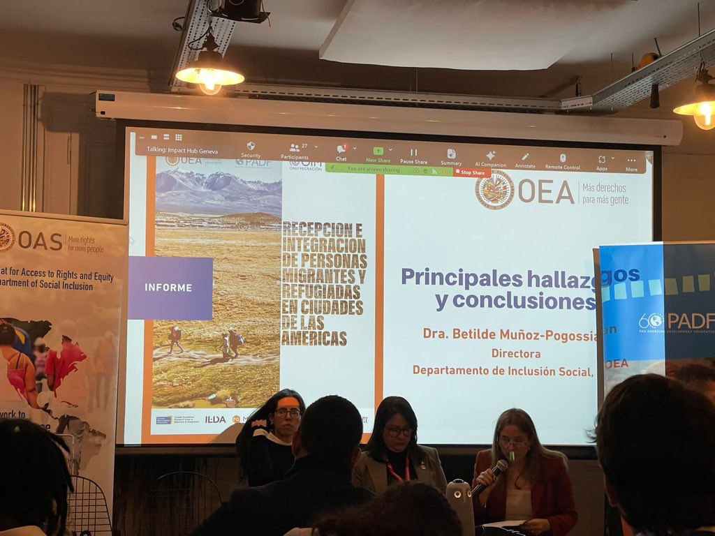 🇺🇳🇨🇴Seguimos en #RefugeeForum, en Ginebra, Suiza, en un espacio de localización, citado por la @OEA_oficial y la @coalicionve. Conversamos sobre cómo las políticas públicas locales significan un cambio en la participación de las personas migrantes en la integración. 

🧵