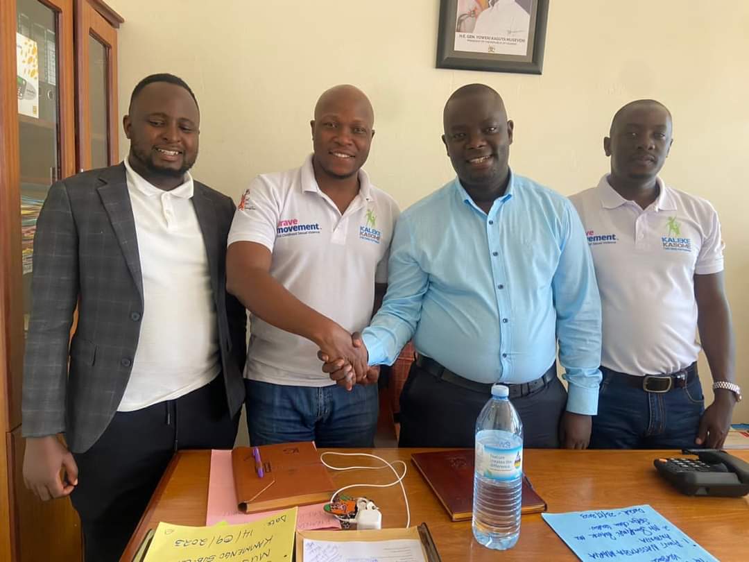 Working closely with the district leadership to harmonise on uniform strategies to address the high rate of childhood sexual violence in the region. A team from KAKAF with the Deputy RDC Mpigi district Mr. Kasibante Hasan, shortly after our consultative meeting at his office.