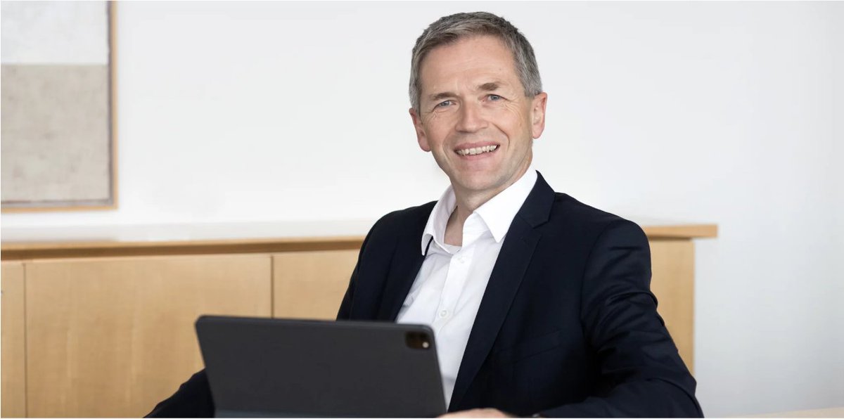 🌍 Unser Vorstandsvorsitzender Hinrich Holm teilt seine Begeisterung über die Initiative "100+ Gesichter für Zukunft - ganz Berlin eine Weltausstellung" des Global Goals für Berlin e.V. mit.

Wir sind stolz, #Teil dieser wichtigen Bewegung zu sein! 🤝 

globalgoalsberlin.de/hinrich-holm/