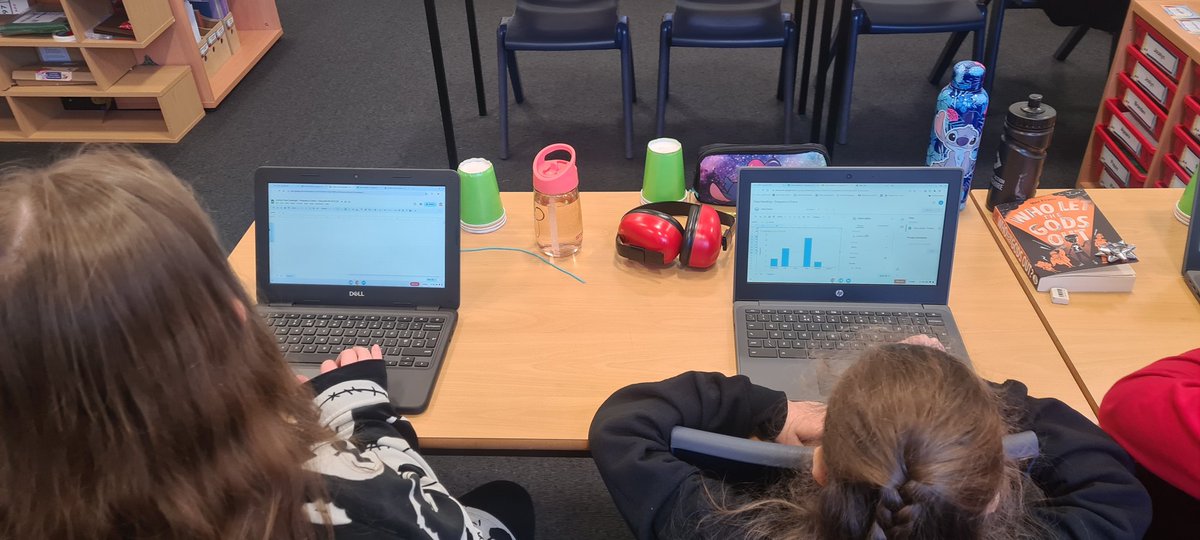 Today we were using digital technology to create bar charts. We were able to gather our data using frequency charts and then display it digitally in a spreadsheet using the 'Insert Chart' tool. Super work from everyone! @mrsfrenchlps @LeadhillsS @SLCNumeracy