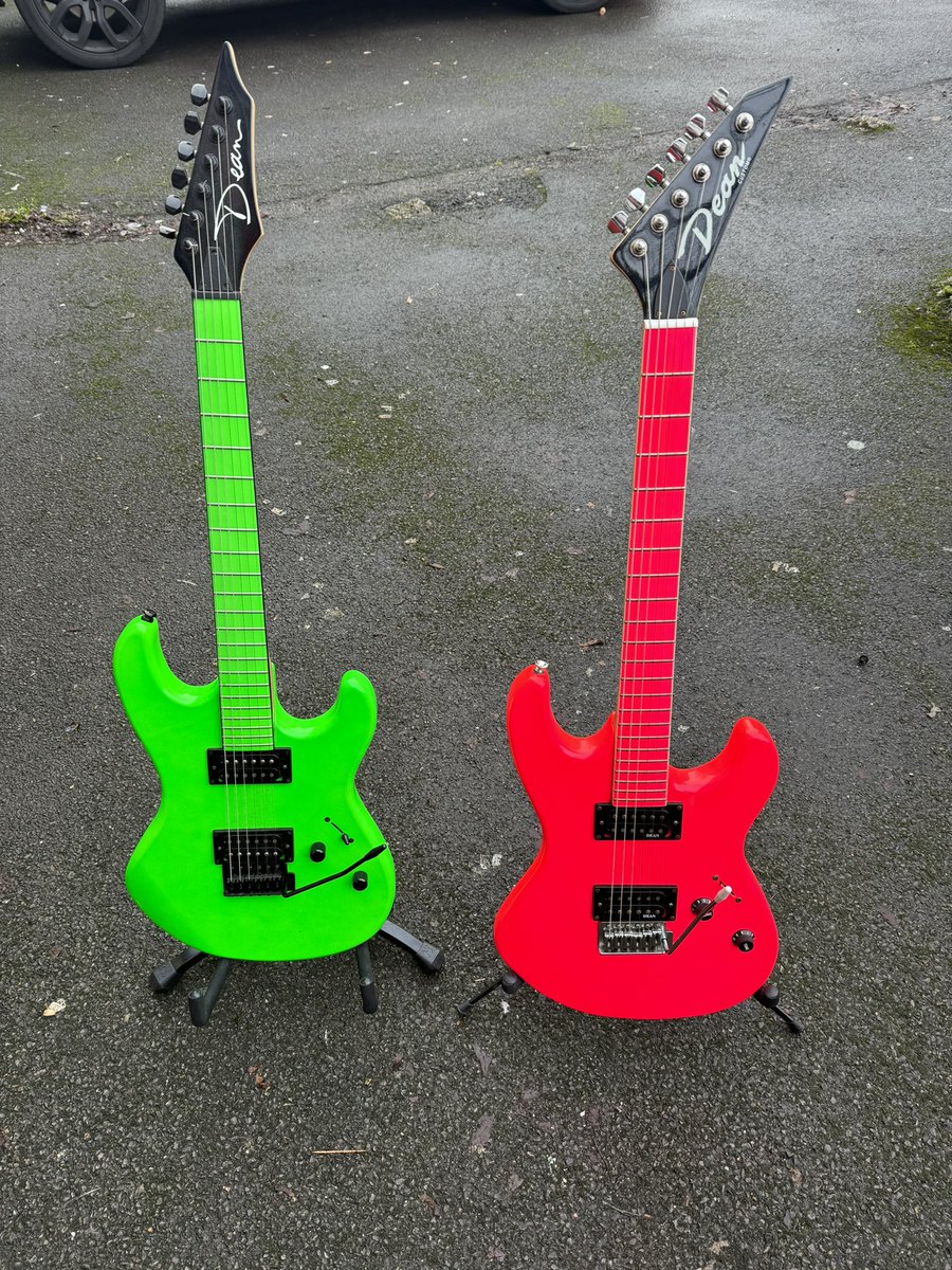 Who needs Christmas decorations!