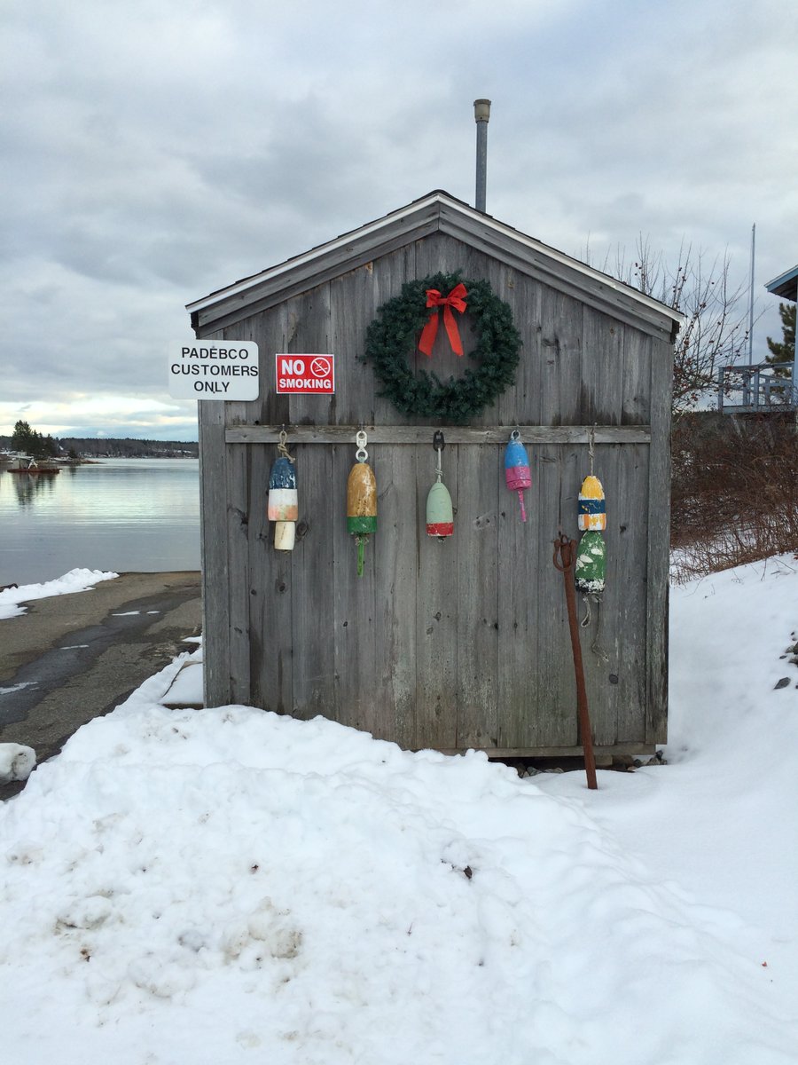 Happy Holidays from your friends at AISGW! <a href="/AISGWtweets/">AISGW</a>