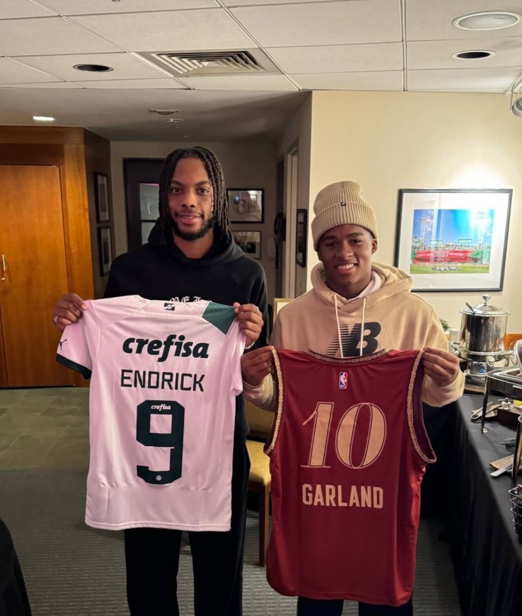 Darius Garland et Endrick. 🔥🏀