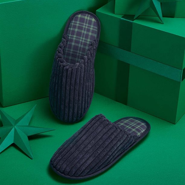 Slip on mules for men by Avon.  Slip on style with a soft lining and velour upper.  Perfect to keep your feet nice and warm.  Can order until 19th for Christmas. #giftformen #christmasgift #avonrep #avononlinerep #slippers #sliponmules shopwithmyrep.co.uk/product/21920/…
