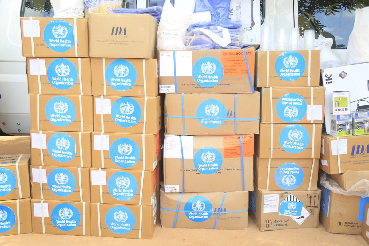 MCG Health Department received crucial medical supplies & equipment from the @WHO World Health Organization to enhance its emergency response capabilities during the El-Nino rains. The supplies were officially handed over to CECm Health, Mr. Ali Mohamed, & CCO of Medical Services