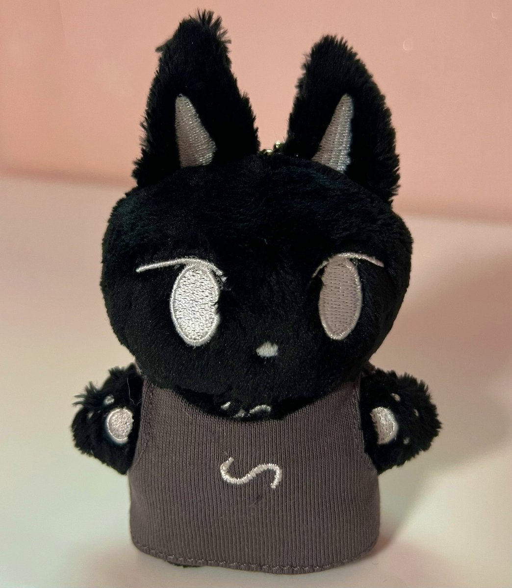 아묭이 진짜 깜냥이다..🖤🐈‍⬛
애착묭나시까지 랜덤으로 받았어요,,🤍