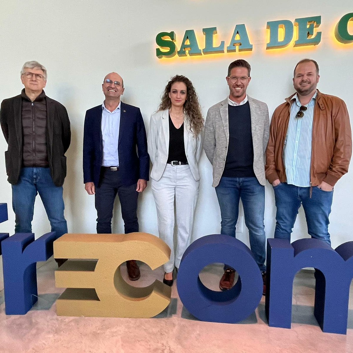 Nuestro Presidente <a href="/JuanFra_Aretia/">JuanFra Aretia</a> acompañado de miembros de la Junta Directiva participan en el Consejo de Gobierno de <a href="/FRECOMMURCIA/">FRECOM</a>