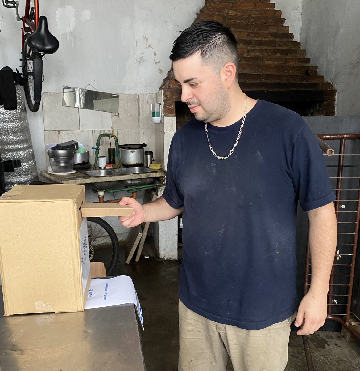 Nuestro Secretario de Encuadramiento y Estadísticas <a href="/Sergio_OrtizOk/">Sergio Ortiz</a> estuvo presente en la renovación de mandato a delegado gremial en Nona Pía y notificó el bono de fin de año de cien mil pesos para todos los trabajadores. Gran trabajo <a href="/edurome17602244/">Javier romero</a>