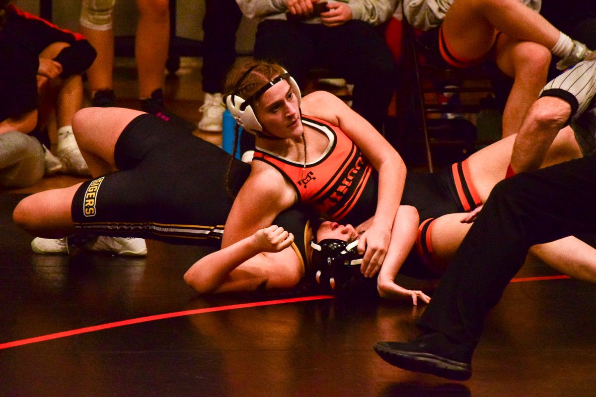 Senior Night! We won our dual 70-12 against Joliet, and I won my match with a second period pin! Back at it tonight at Andrew. <a href="/Minooka_GirlsWr/">Minooka Girls Wrestling</a>