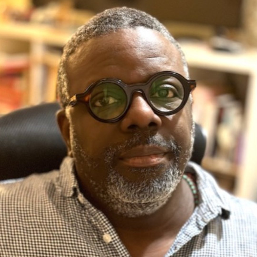 🎉 Congratulations to <a href="/pabloherrera/">Pablo D. Herrera Veitia, Ph.D.</a>, who was awarded a <a href="/caribbean_dsc/">Caribbean Digital Scholarship Collective</a> Mellon Micro-Grant for "The Cuban Hip-Hop Archive (CHHA): First Database and Digitization Prototype."

The project will develop the first digitization prototype of Afro-Cuban &amp; Cuban #hiphop materials.