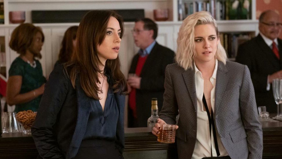 I’m watching Happiest Season and once again wondering why Kristen Stewart didn’t end up with Aubrey Plaza.