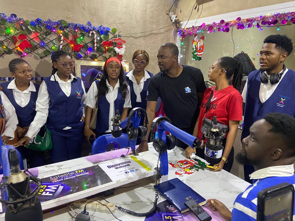 Digital College Cameroun tweet media