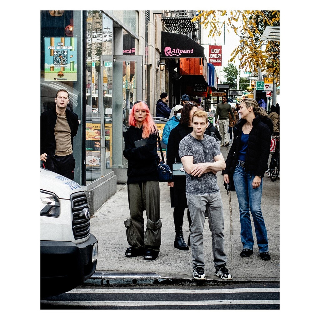 jaycowan's tweet photo. Pink
🗓️ November 17 2023
📍Manhattan | New York City
#streetphotography #pink #waiting #inahurry #manhattan #newyorkcity #leica_m #35mm https://t.co/HbEWMJ3Bkh https://t.co/nzc5MEyDgc