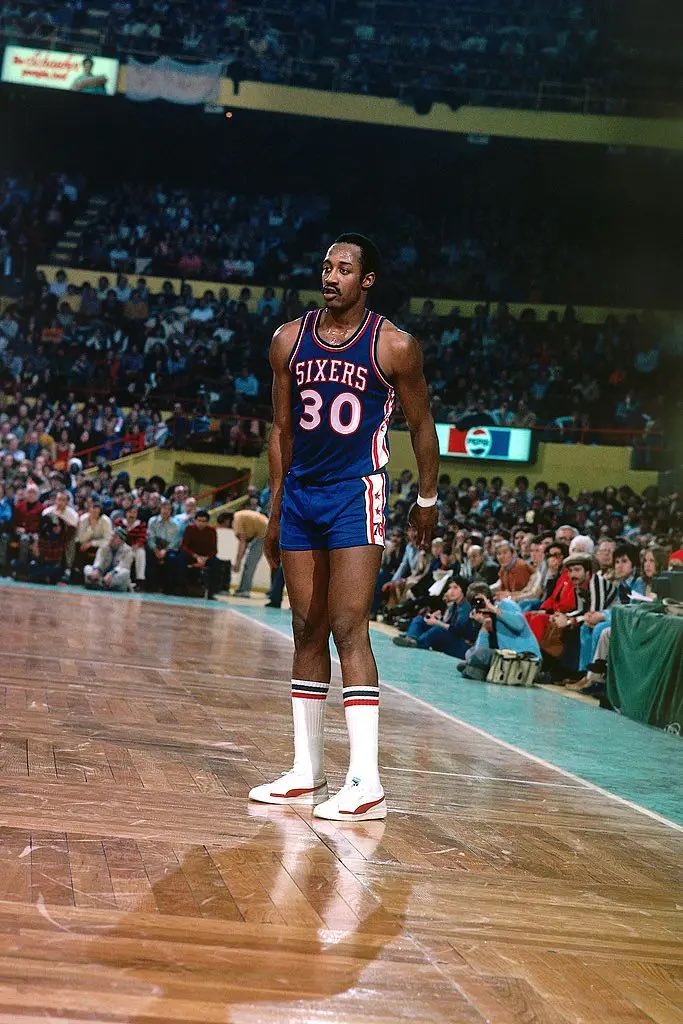 For the “OLD SCHOOLERS” out there 

RIP George McGinnis - 

#GeorgeMcGinnis #ABA #NBA